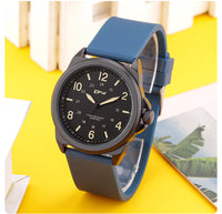 Retro Quartz Watch - Lightweight Wear-Resistant Timepiece