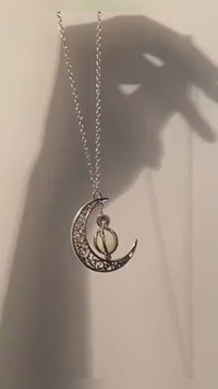 Fashion Moon Natural Glowing Stone Healing Necklace Women Gift Charm Luminous Pendant Necklace Jewelry